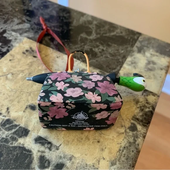Disney Mary Poppins Umbrella purse ornament